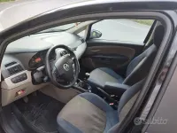Usata Fiat Grande Punto 90 CV (66 kW) 2006 Nero Utilitaria