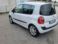Usata Renault Modus 103 CV (75 kW) 2012 Bianco Monovolume
