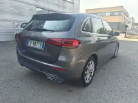 Usata Mercedes B180 Business 116 CV (85 kW) 2019 Grigio Utilitaria