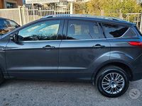 Usata Ford Kuga 163 CV (119 kW) 2015 Grigio SUV
