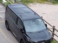 Usata Ford Tourneo Custom Titanium 170 CV (125 kW) 2024 Nero Furgone