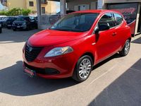 Usata Lancia Ypsilon 69 CV (50 kW) 2015 Rosso Utilitaria