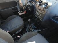 Usata Ford Fiesta Titanium 68 CV (50 kW) 2006 Blu Utilitaria