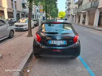 Usata Peugeot 208 82 CV (60 kW) 2014 Nero Utilitaria