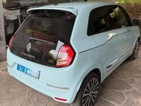 Usata Renault Twingo 30 kW (42 CV) 2022 Bluazzurro Utilitaria
