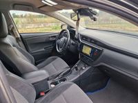 usata Toyota Auris 1.8 Hybrid Unico proprietario, gancio traino e GPL Prince, Garage