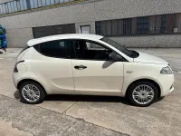 Usata Lancia Ypsilon Gold 69 CV (50 kW) 2018 Bianco Utilitaria