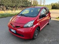 Usata Toyota Aygo 68 CV (50 kW) 2008 Rosso Utilitaria