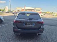 Usata Mercedes B180 116 CV (85 kW) 2020 Grigio Utilitaria