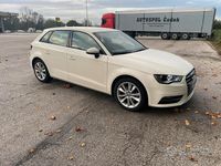Begagnad Audi A3 Business 110 HK (80 kW) 2015 Sedan