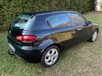 usata Alfa Romeo 147 1.6 16V TS (105) 5 porte Black Line