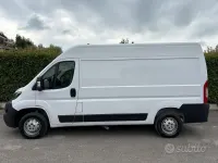 Usata Peugeot Boxer S 140 CV (102 kW) 2023 Bianco Furgone