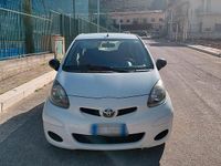 Usata Toyota Aygo Connect Style 67 CV (49 kW) 2012 Bianco Utilitaria