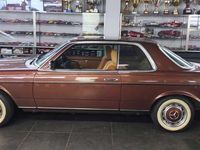 Usata Mercedes E280 156 CV (114 kW) 1979 Marrone Berlina