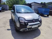 Usata Fiat Panda Cross Cross 69 CV (50 kW) 2020 Verde Utilitaria