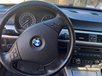 Usata BMW 320 177 CV (130 kW) 2008 Nero Station wagon