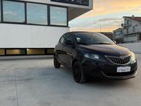 Usata Lancia Ypsilon Gold 69 CV (50 kW) 2022 Nero Utilitaria