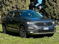 Usata VW T-Roc Business 110 CV (80 kW) 2021 Grigio SUV