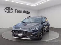 Usata Ford Focus 125 CV (91 kW) 2019 Grigio Berlina