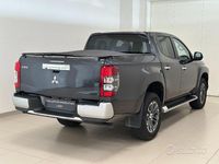 Usata Mitsubishi L200 Select 150 CV (110 kW) 2022 Grigio Pick-up