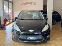 Usata Ford Fiesta Titanium 68 CV (50 kW) 2009 Nero Berlina