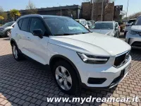 Usata Volvo XC40 Momentum 190 CV (139 kW) 2019 Bianco SUV