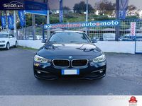 Usata BMW 320 Luxury Line 190 CV (139 kW) 2016 Blu Station wagon