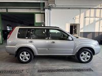 Usata Nissan X-Trail 136 CV (100 kW) 2004 Argento SUV