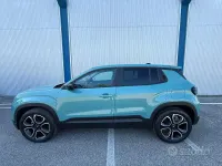 Usata Jeep Avenger Altitude 120 CV (88 kW) 2023 Bluazzurro SUV