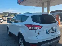 Gebraucht Ford Kuga Titanium 163 PS (119 kW) 2016 Weiß SUV