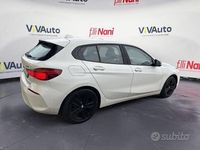 Usata BMW 118 Advantage 140 CV (102 kW) 2020 Bianco Utilitaria
