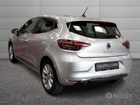 Usata Renault Clio V Zen 101 CV (74 kW) 2022 Grigio Berlina