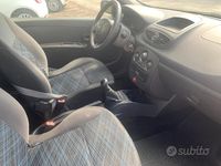 Usata Renault Clio II 75 CV (55 kW) 2008 Grigio Utilitaria