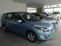 Usata Renault Scénic III 110 CV (80 kW) 2010 Blu Monovolume