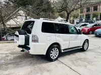 Usata Mitsubishi Pajero Instyle 199 CV (146 kW) 2010 Bianco SUV