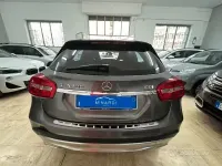 Usata Mercedes GLA200 Premium 136 CV (100 kW) 2015 Grigio SUV
