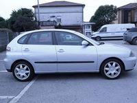 Usata Seat Ibiza 69 CV (50 kW) 2006 Argento Utilitaria