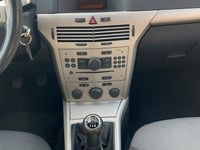 Usata Opel Astra Enjoy 68 CV (50 kW) 2008 Berlina