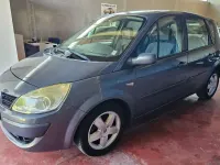 Usata Renault Scénic 105 CV (77 kW) 2008 Blu/azzurro Monovolume