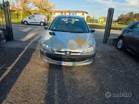 Usata Peugeot 206 60 CV (44 kW) 2004 Grigio Berlina