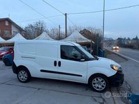 Usata Fiat Doblò 120 CV (88 kW) 2020 Bianco Monovolume