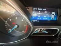 Usata Ford Focus 120 CV (88 kW) 2015 Grigio Berlina