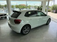 Usata VW Polo R-line 95 CV (69 kW) 2020 Bianco Utilitaria