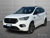 Usata Ford Kuga ST-Line 120 CV (88 kW) 2019 Bianco SUV