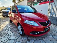 Usata Lancia Ypsilon Gold 69 CV (50 kW) 2016 Rosso Utilitaria