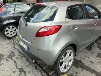 Usata Mazda 2 Inclusive 86 CV (63 kW) 2009 Argento Utilitaria