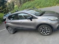 Usata Renault Captur 110 CV (80 kW) 2016 Grigio SUV