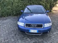 Usata Audi A4 179 CV (131 kW) 2001 Blu/azzurro Berlina