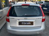 Usata Hyundai i30 Active 109 CV (80 kW) 2010 Grigio Station wagon