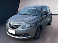 Usata Lancia Ypsilon Gold 70 CV (51 kW) 2023 Grigio Utilitaria